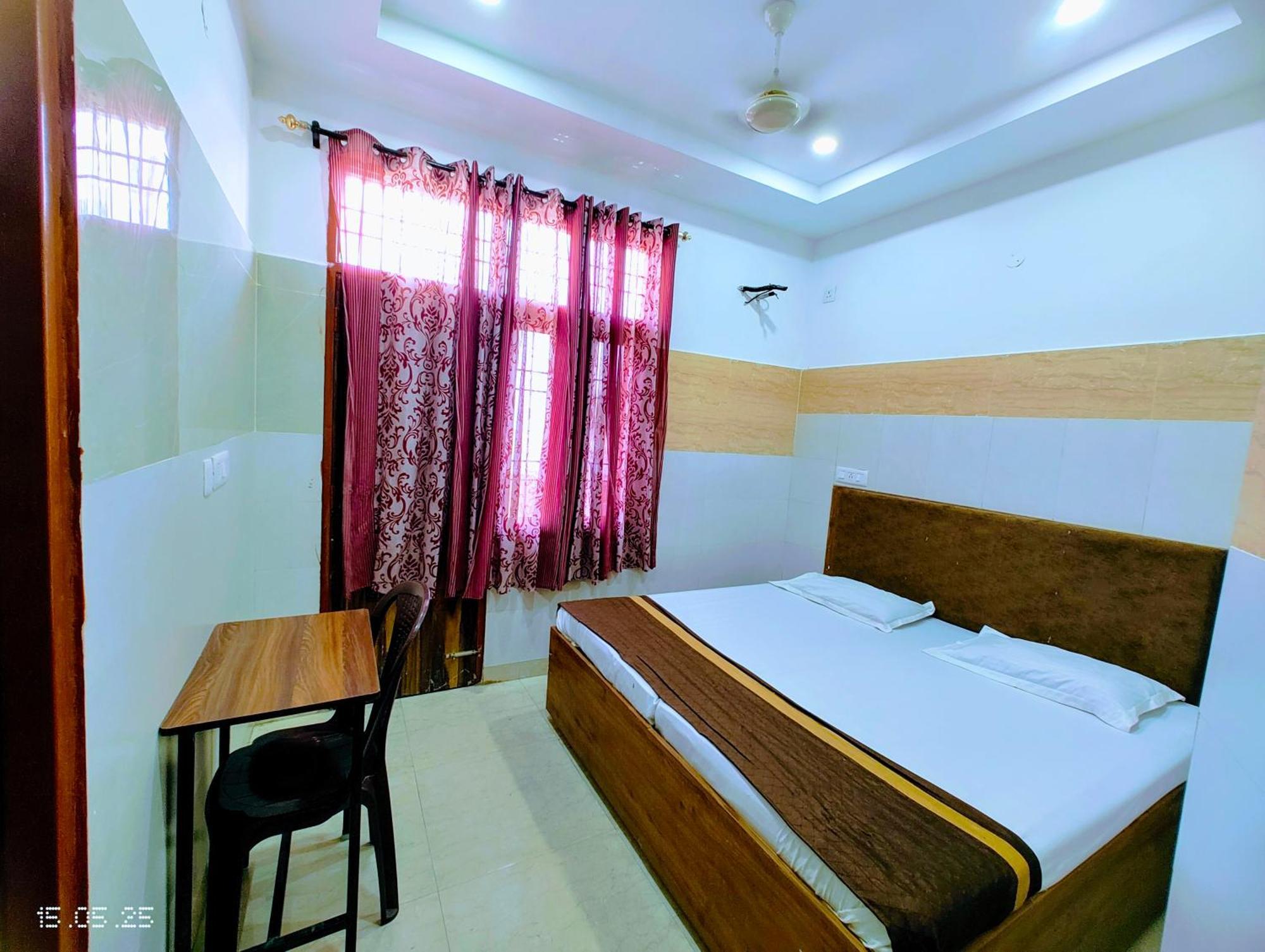 Hotel Yolo- Chandigarh Ngoại thất bức ảnh