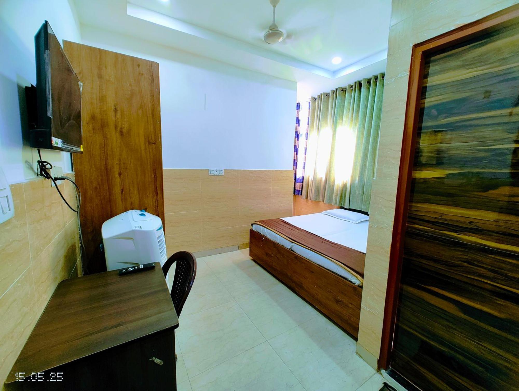 Hotel Yolo- Chandigarh Ngoại thất bức ảnh