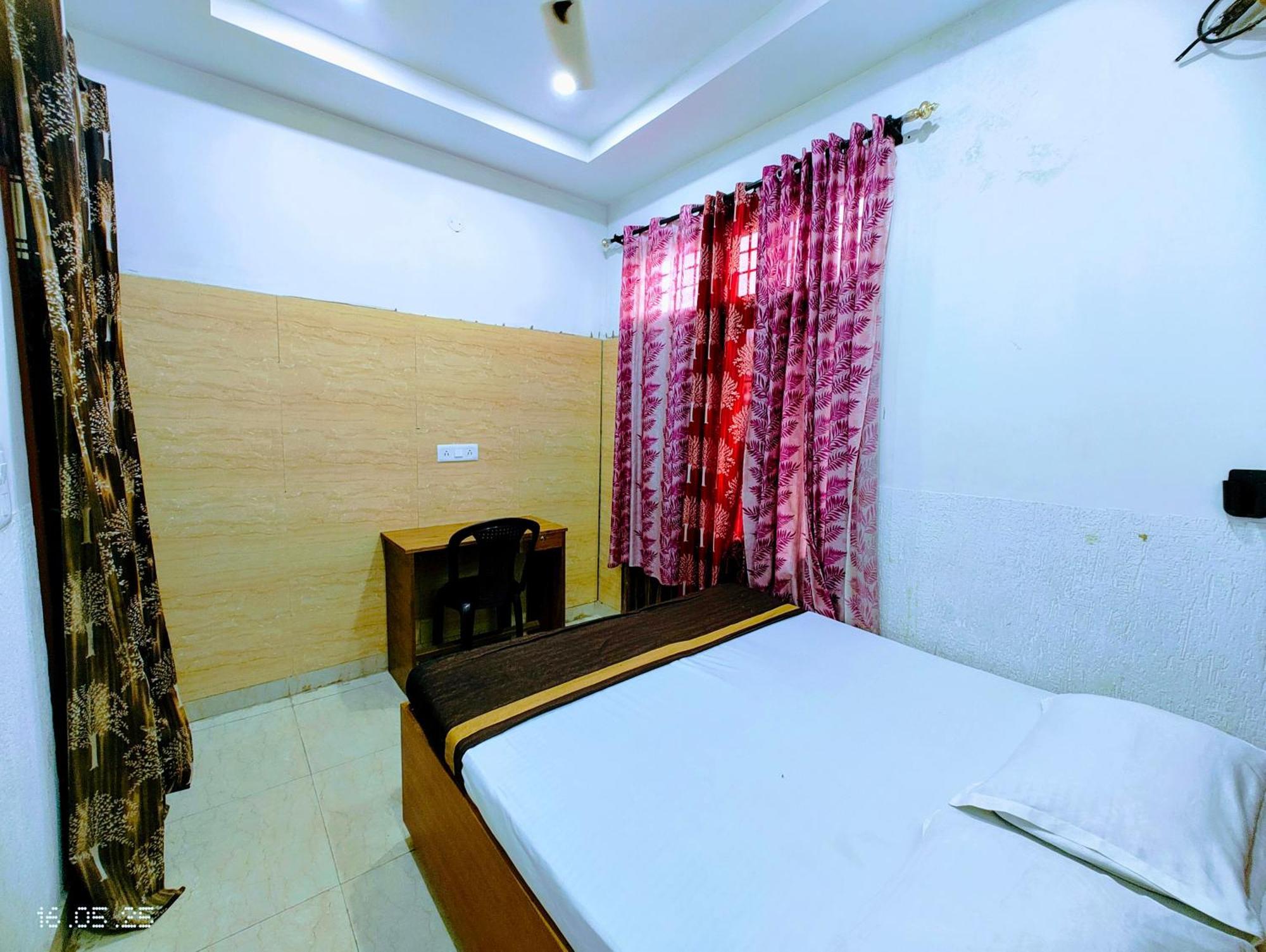Hotel Yolo- Chandigarh Ngoại thất bức ảnh